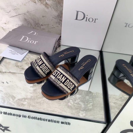 МЮЛИ CHRISTIAN DIOR 39278 детальное фото товара