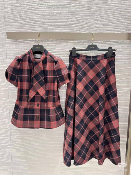 КОСТЮМ CHRISTIAN DIOR  73069 фото анонса