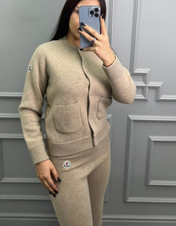 КОСТЮМ MONCLER 