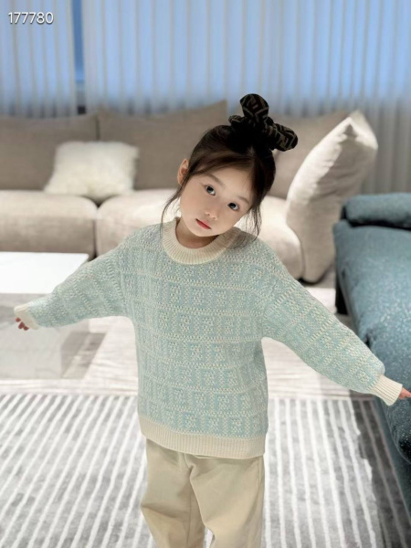 ДЕТСКИЙ СВИТЕР FENDI  73738 фото анонса