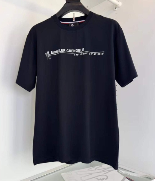 МУЖСКАЯ ФУТБОЛКА MONCLER 