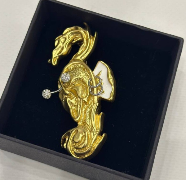 БРОШЬ SCHIAPARELLI 