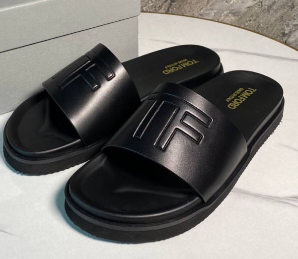 МУЖСКИЕ ШЛЕПКИ TOM FORD 