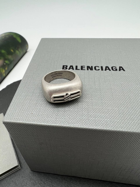 КОЛЬЦО BALENCIAGA 73995 фото анонса