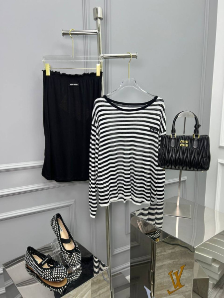 ЛОНГСЛИВ MIU MIU  66042 фото анонса