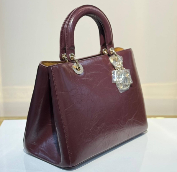 СУМКА CHRISTIAN DIOR DIORISSIMO  