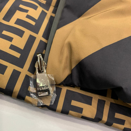 ЖИЛЕТ FENDI двухсторонний 35624 детальное фото товара