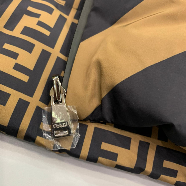 ЖИЛЕТ FENDI двухсторонний 35624 фото анонса