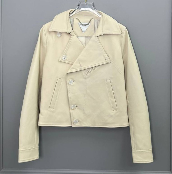 КУРТКА BOTTEGA VENETA