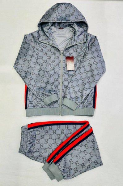 МУЖСКОЙ КОСТЮМ GUCCI 