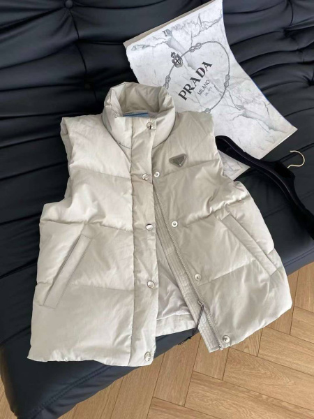 ЖИЛЕТ PRADA 62116 фото анонса