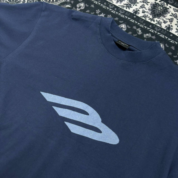 МУЖСКАЯ ФУТБОЛКА BALENCIAGA  70048 фото анонса