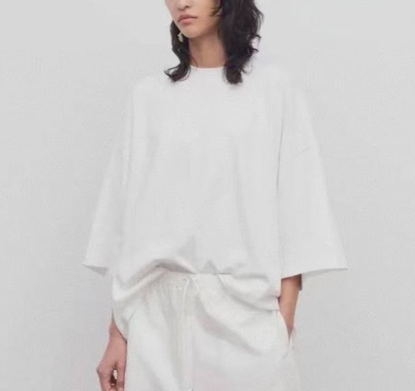 ФУТБОЛКА THE ROW 