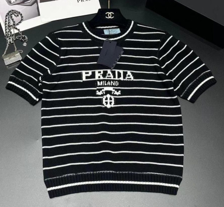 ФУТБОЛКА PRADA 