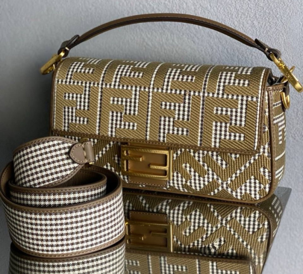 СУМКА FENDI 