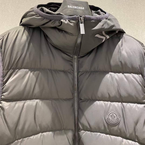 МУЖСКОЙ ЖИЛЕТ MONCLER  70792 фото анонса