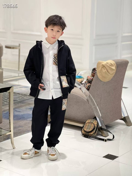 ДЕТСКИЙ КОСТЮМ BURBERRY  74846 фото анонса