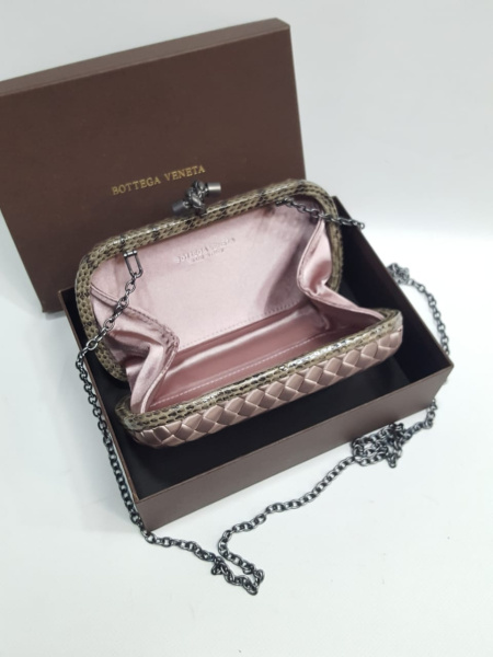 КЛАТЧ BOTTEGA VENETA CHAIN KNOT 14126 фото анонса