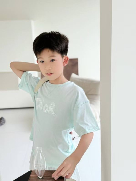 ДЕТСКИЙ КОСТЮМ CHRISTIAN DIOR  78038 фото анонса