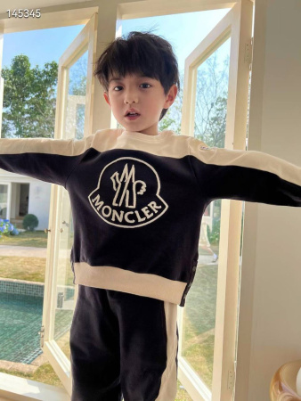 ДЕТСКИЙ КОСТЮМ MONCLER  80588 детальное фото товара