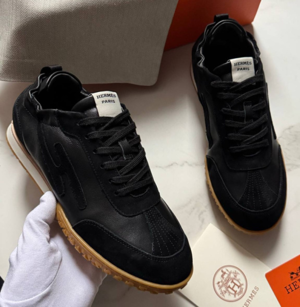 МУЖСКИЕ КРОССОВКИ HERMES 