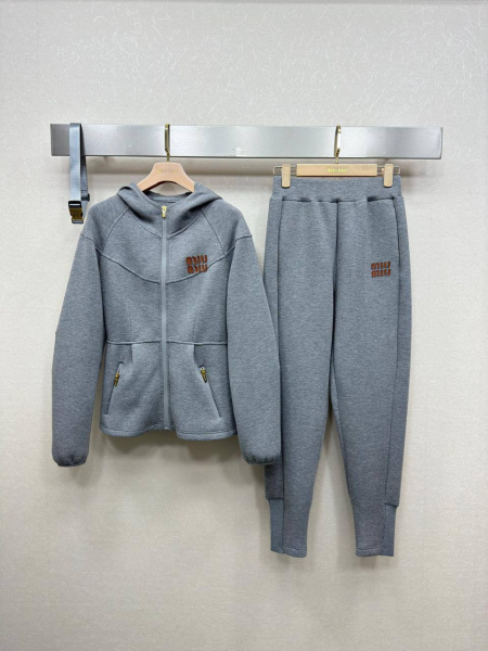 КОСТЮМ MIU MIU  74988 фото анонса