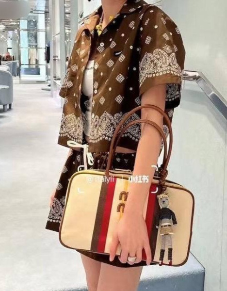 КОСТЮМ MIU MIU 