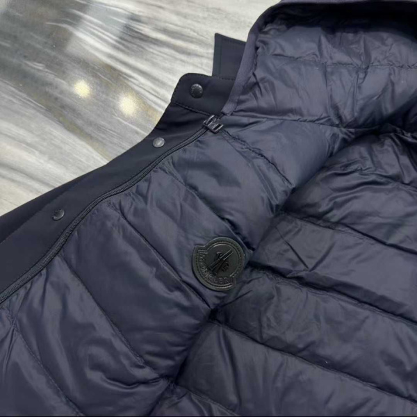 МУЖСКАЯ КУРТКА MONCLER  79907 фото анонса