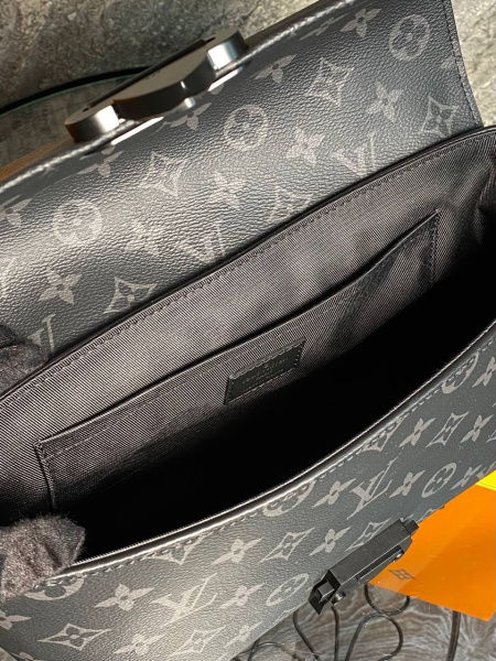 МУЖСКАЯ СУМКА МЕССЕНДЖЕР LOUIS VUITTON  71999 фото анонса