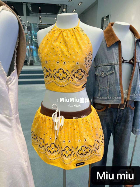 КОСТЮМ MIU MIU  69483 фото анонса