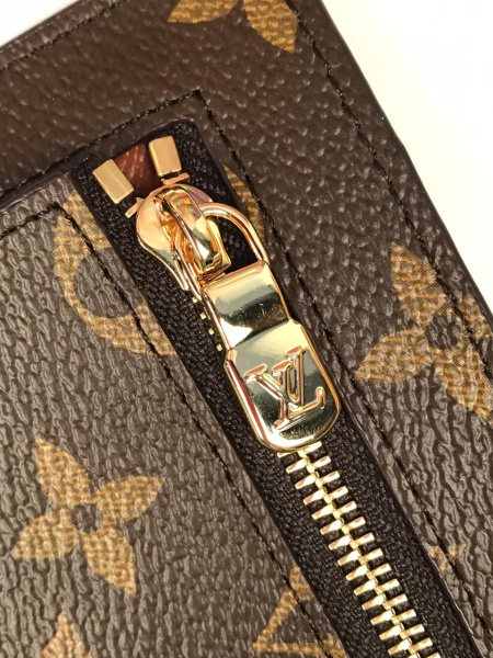 ВИЗИТНИЦА LOUIS VUITTON 35531 фото анонса