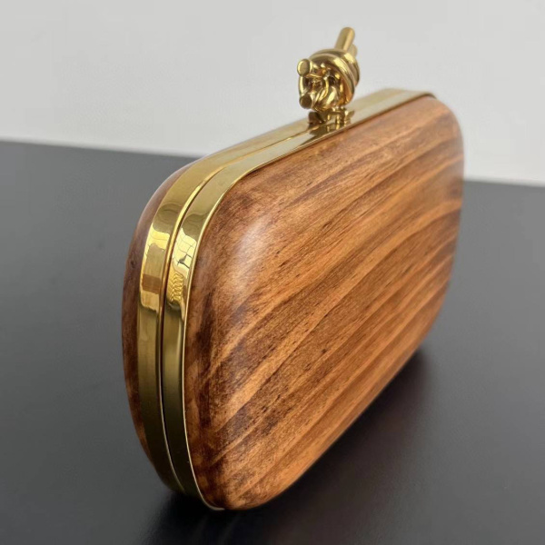 КЛАТЧ BOTTEGA VENETA  80134 фото анонса