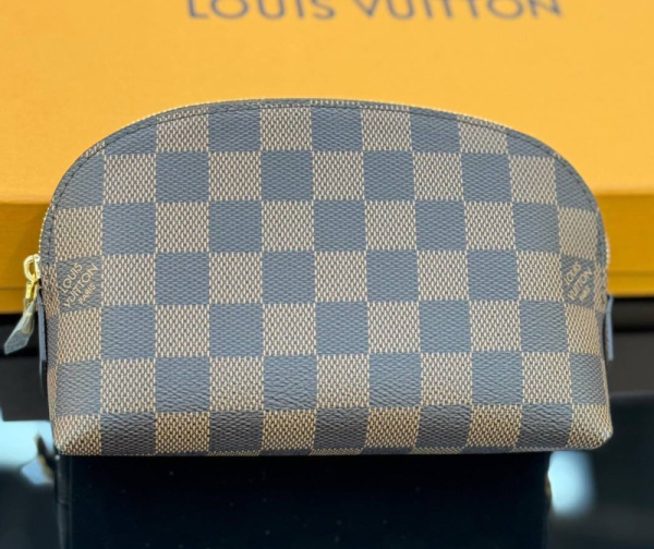 КОСМЕТИЧКА LOUIS VUITTON 