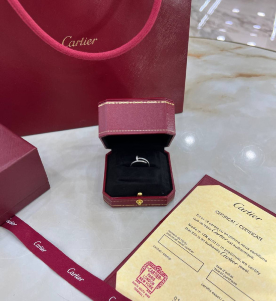КОЛЬЦО CARTIER