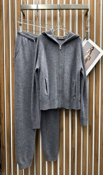 КОСТЮМ LORO PIANA  72102 фото анонса