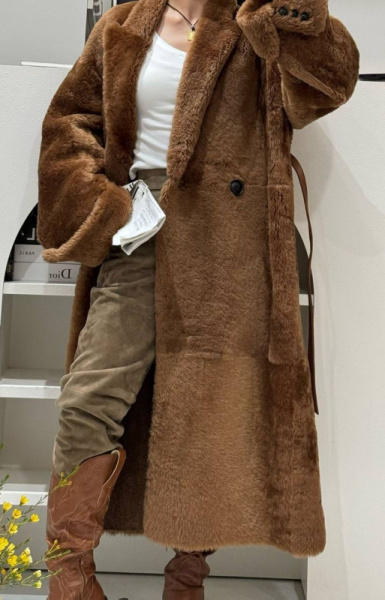 ПАЛЬТО МЕХОВОЕ MIU MIU 