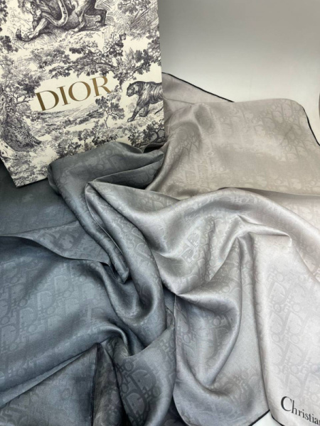 ПЛАТОК CHRISTIAN DIOR 