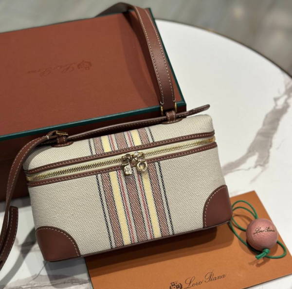 СУМКА LORO PIANA 