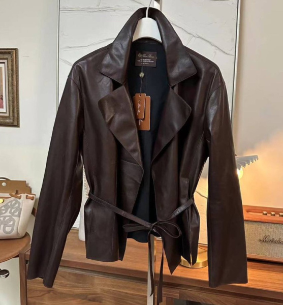 КУРТКА LORO PIANA 