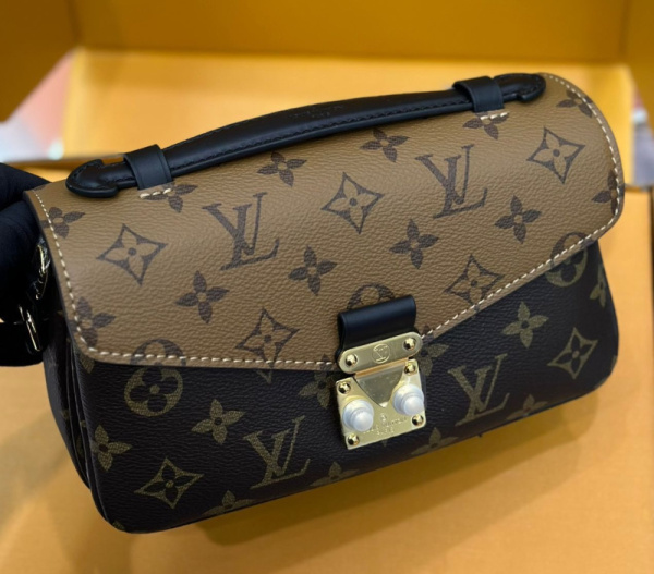 СУМКА LOUIS VUITTON POCHETTE METIS 
