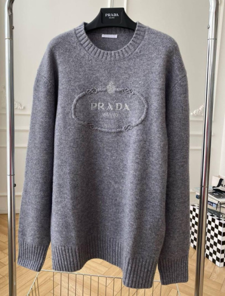СВИТЕР PRADA 