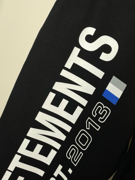 МУЖСКИЕ ШТАНЫ VETEMENTS  64642 фото анонса