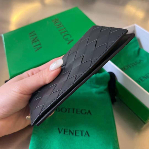 МУЖСКАЯ ОБЛОЖКА НА ПАСПОРТ BOTTEGA VENETA  58900 фото анонса