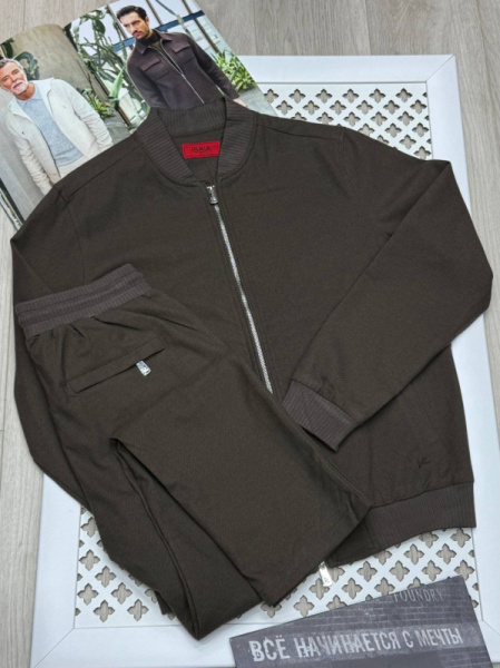 МУЖСКОЙ КОСТЮМ ISAIA 