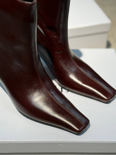 БОТИЛЬОНЫ KHAITE  79670 фото анонса