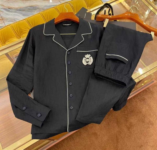 МУЖСКОЙ КОСТЮМ DOLCE & GABBANA 