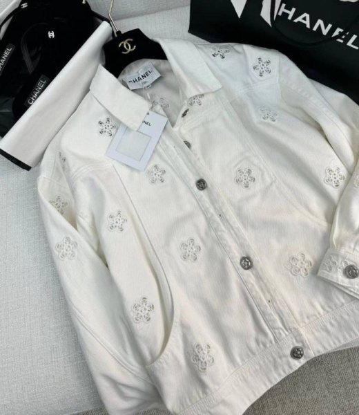 КУРТКА ДЖИНСОВКА CHANEL