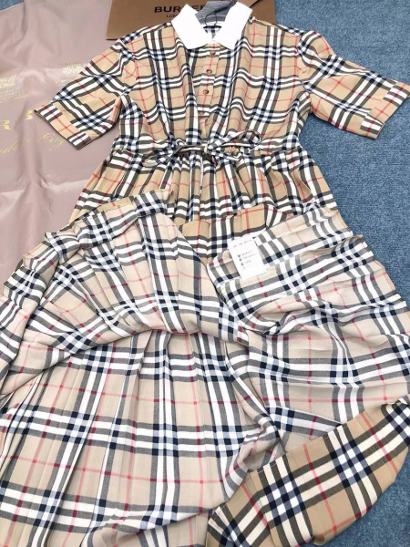 ПЛАТЬЕ BURBERRY 49122 фото анонса