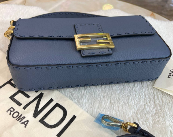 СУМКА FENDI BAGUETTE  60669 фото анонса