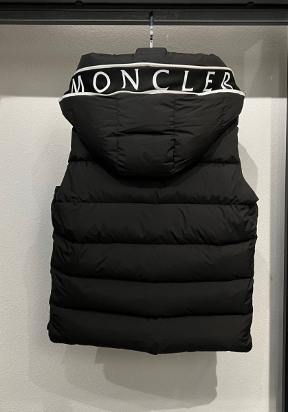 ЖИЛЕТ MONCLER 56162 фото анонса